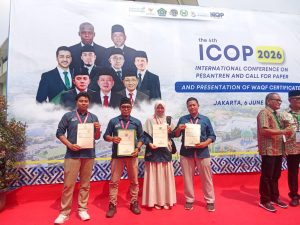 Penyerahan Sertifikat Wakaf